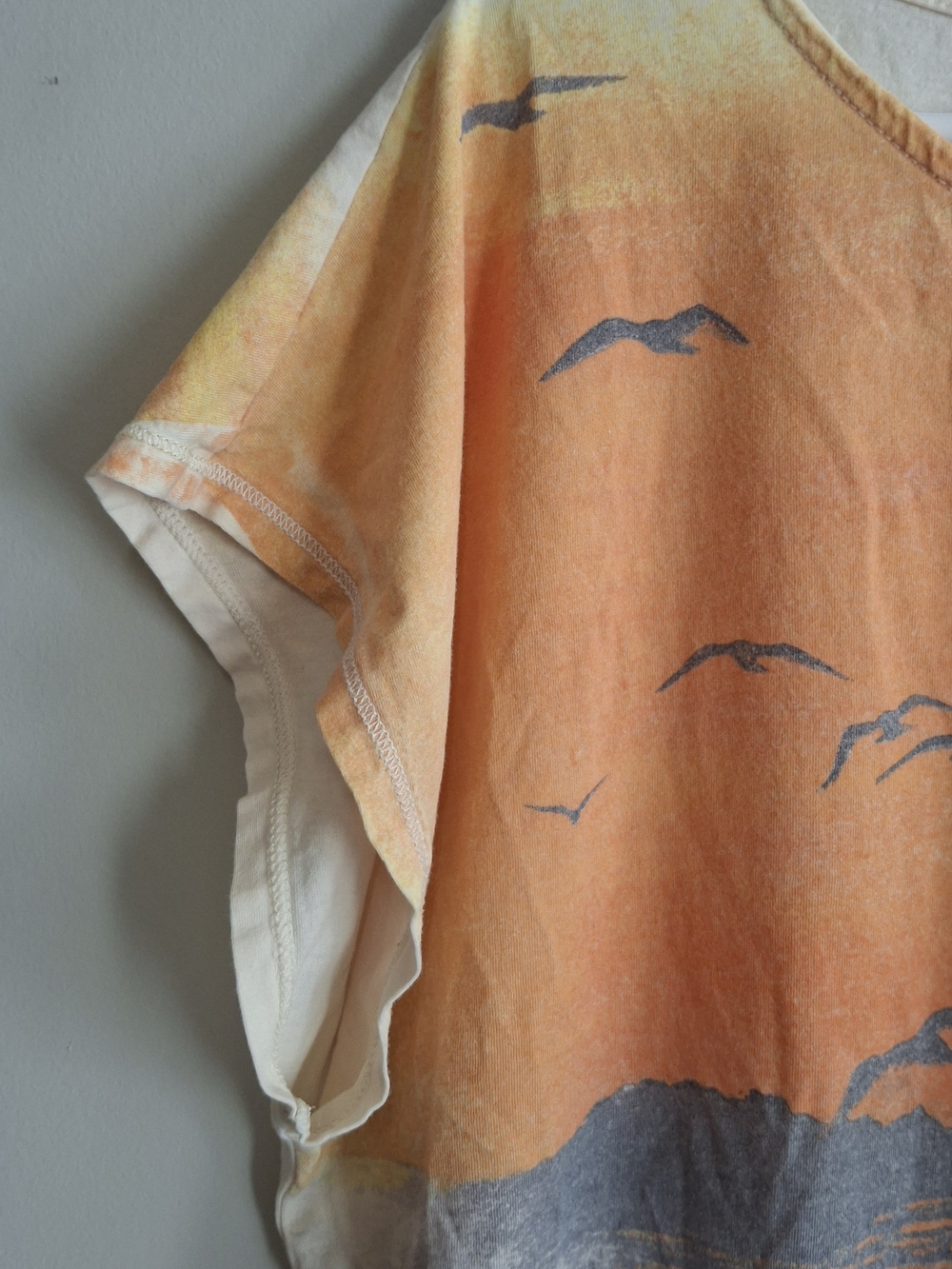 Ralph Lauren Sunset Seagull Scoop-Neck Tee - Orange/Gray Size XL Comfy Top - Picture 5 of 8
